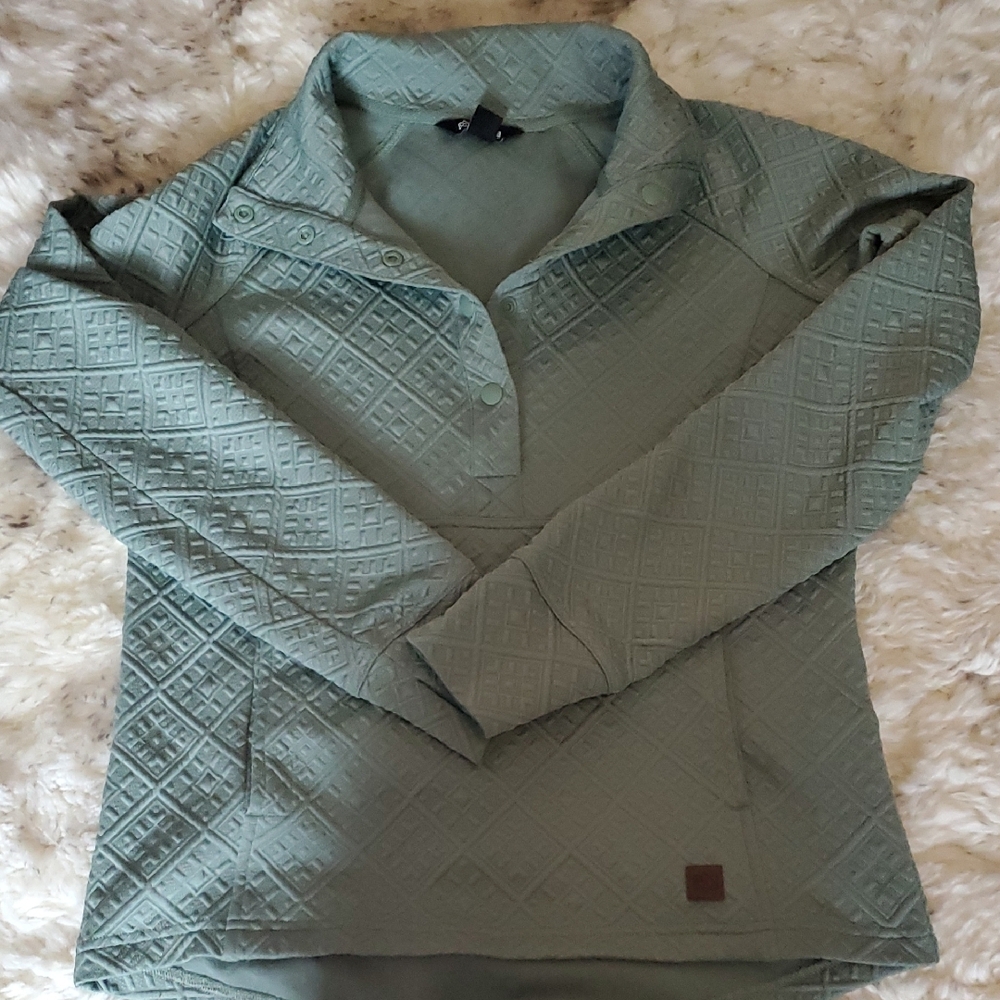Green Quilted Pullover - Picture 2 of 5